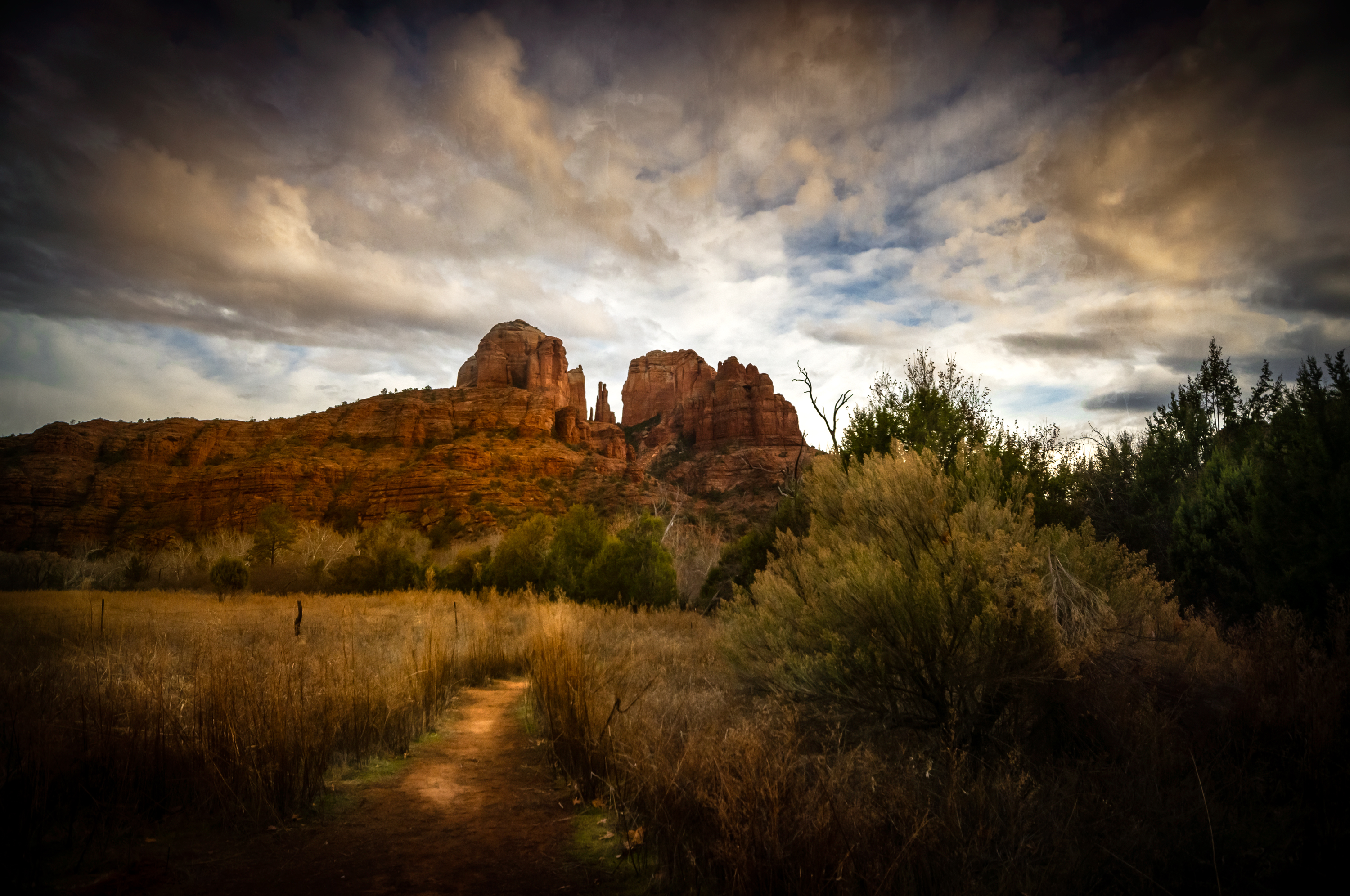 Red Rock in a cloudy day